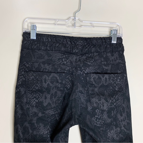 Bevy Flog Shely Black Python Drawstring Pants (Sz 24) Snake Print - Picture 12 of 15